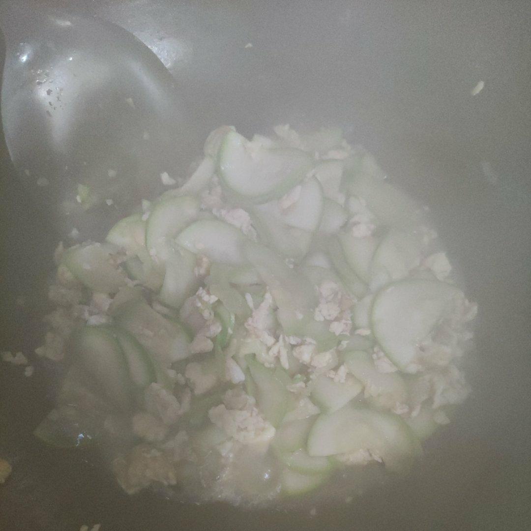 家常西葫芦炒鸡蛋