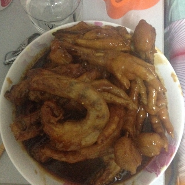 红烧鸡爪