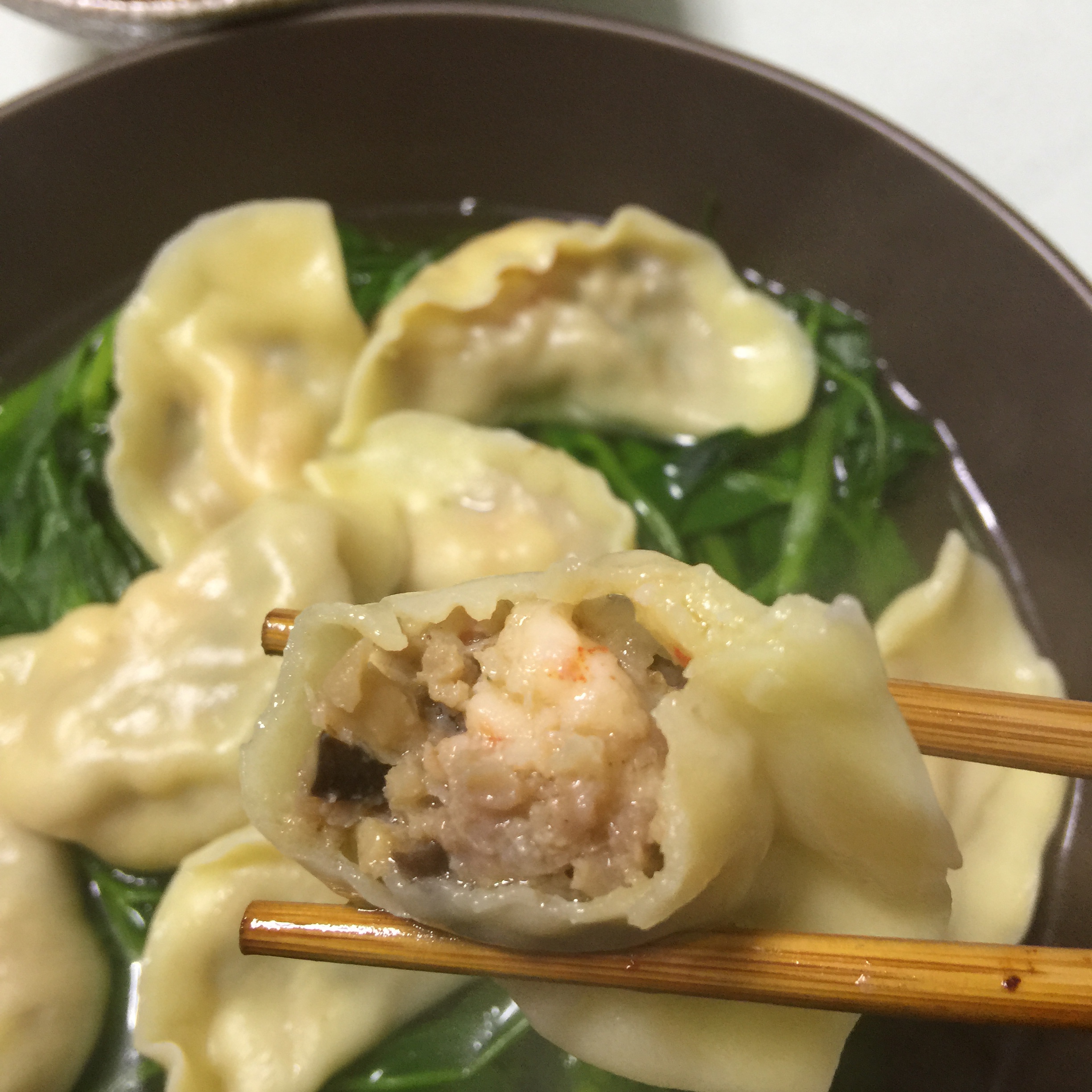 kylex2做的香菇猪肉虾仁饺子