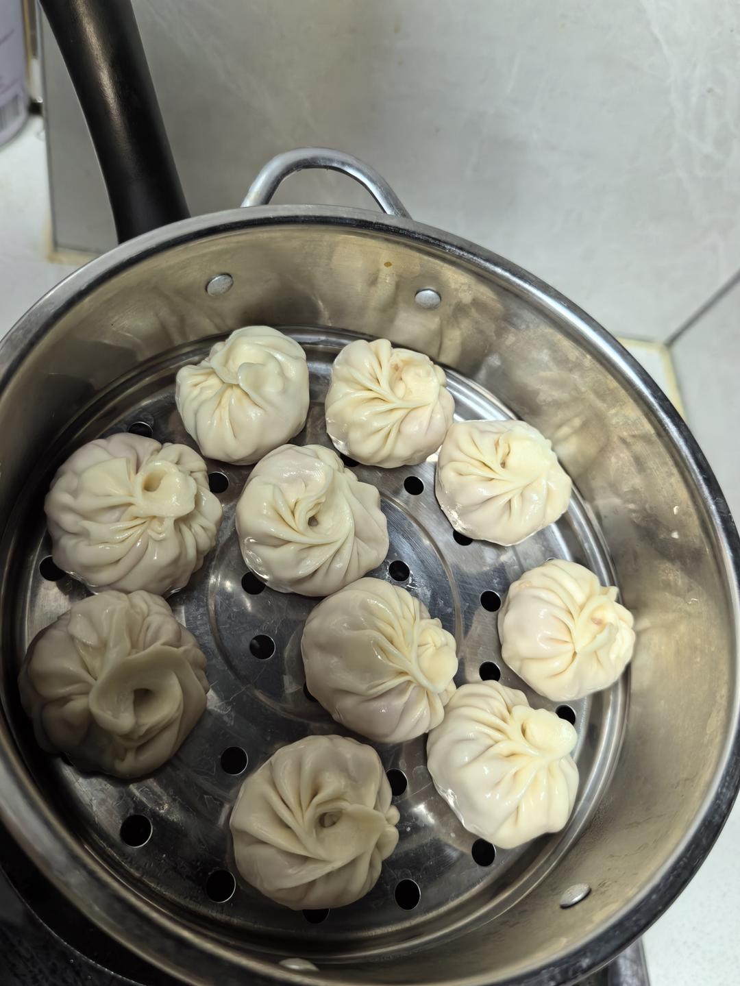 汤汁超多的灌汤包～～附超详细超好的皮冻制作方法