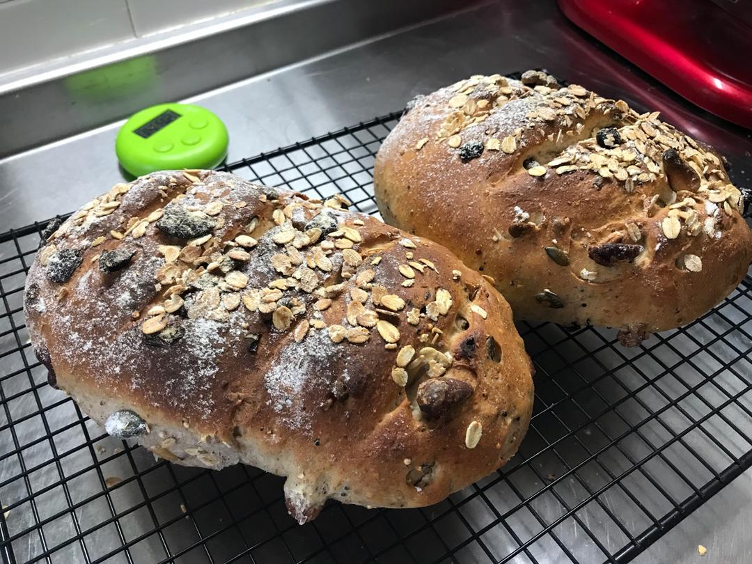 杂粮坚果全麦软欧