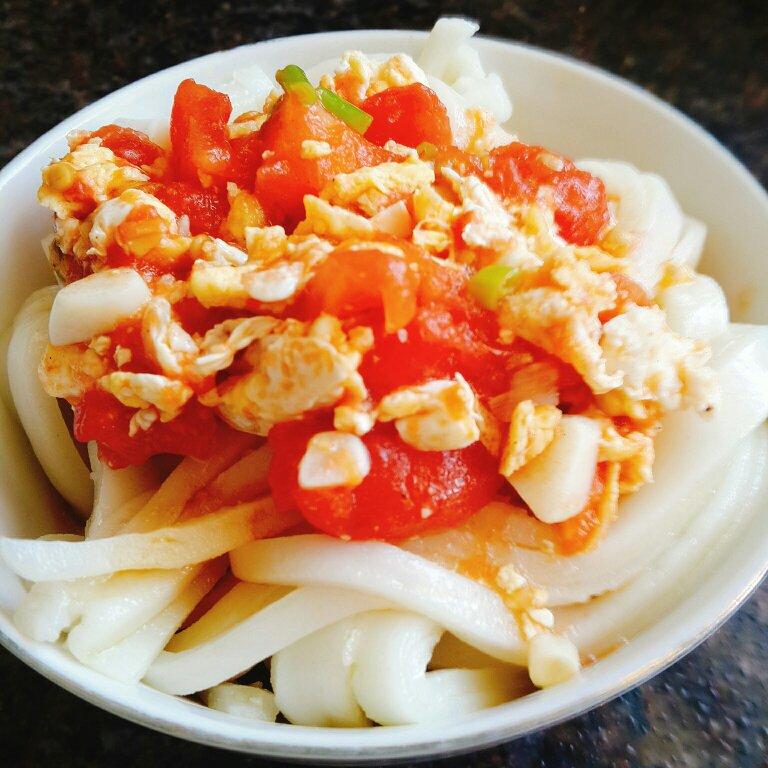 日#午餐612018年7月25日#盛夏的美食  西红柿炒鸡蛋拌米皮9696