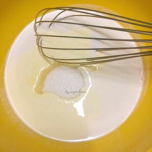黄桃椰香酸奶慕斯杯的做法 步骤2