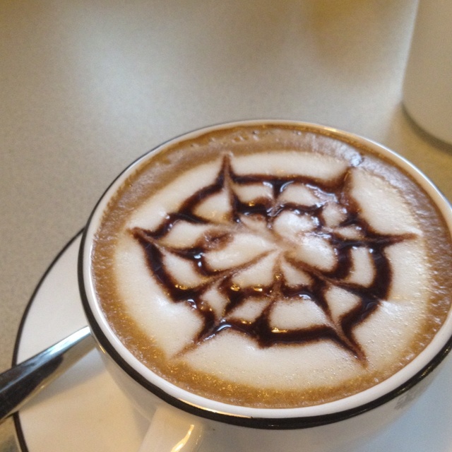 ╭ァ小情绪〃灬做的摩卡咖啡