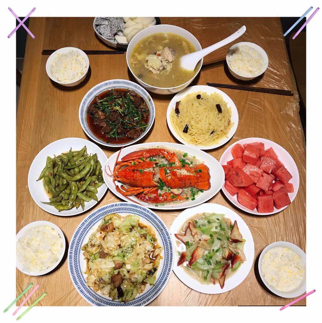 今天请客很多菜