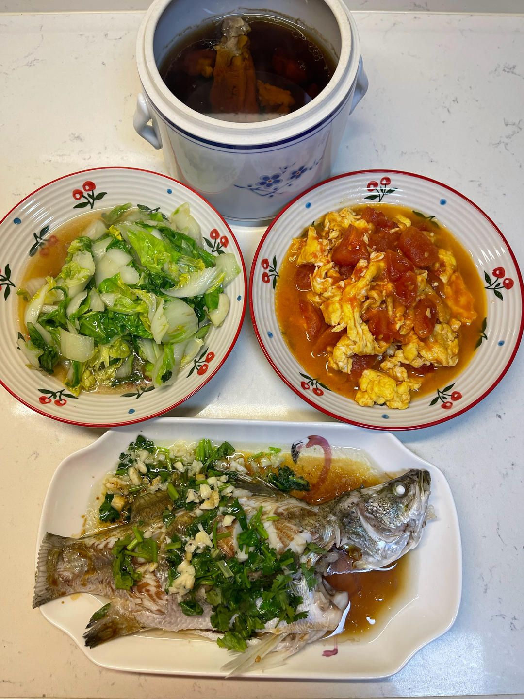 黑蒜排骨汤