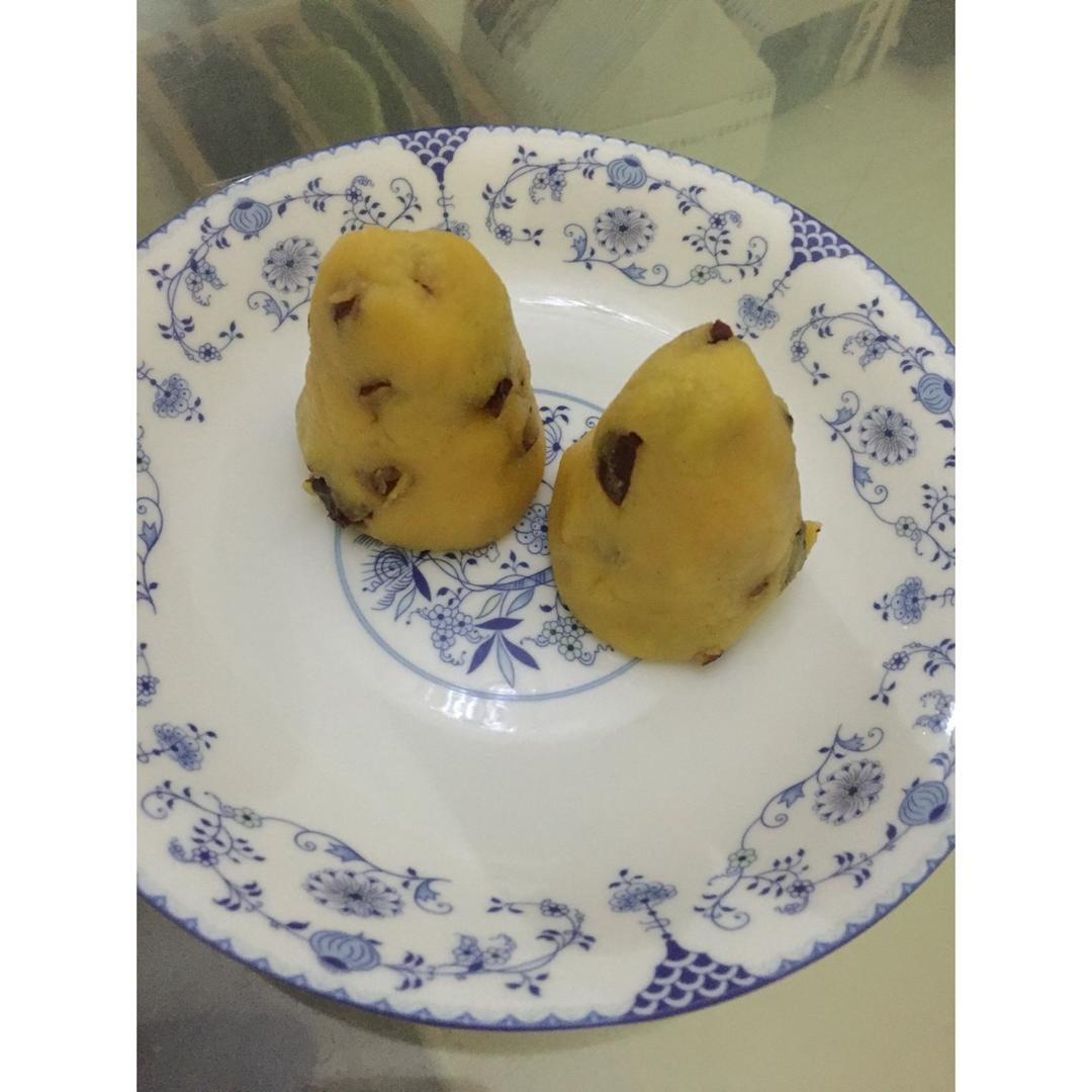 奶香枣窝头