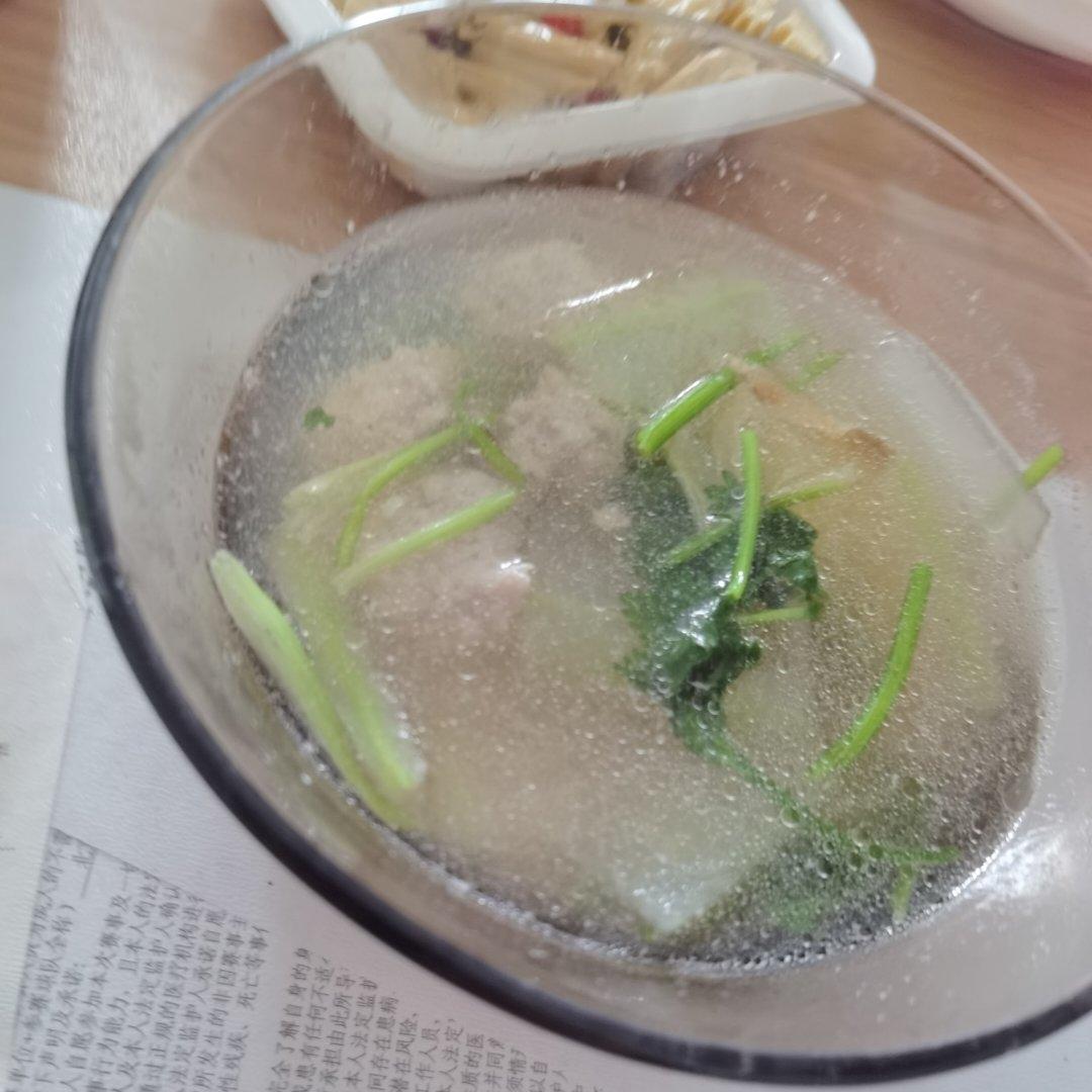 巨鲜美的冬瓜丸子汤