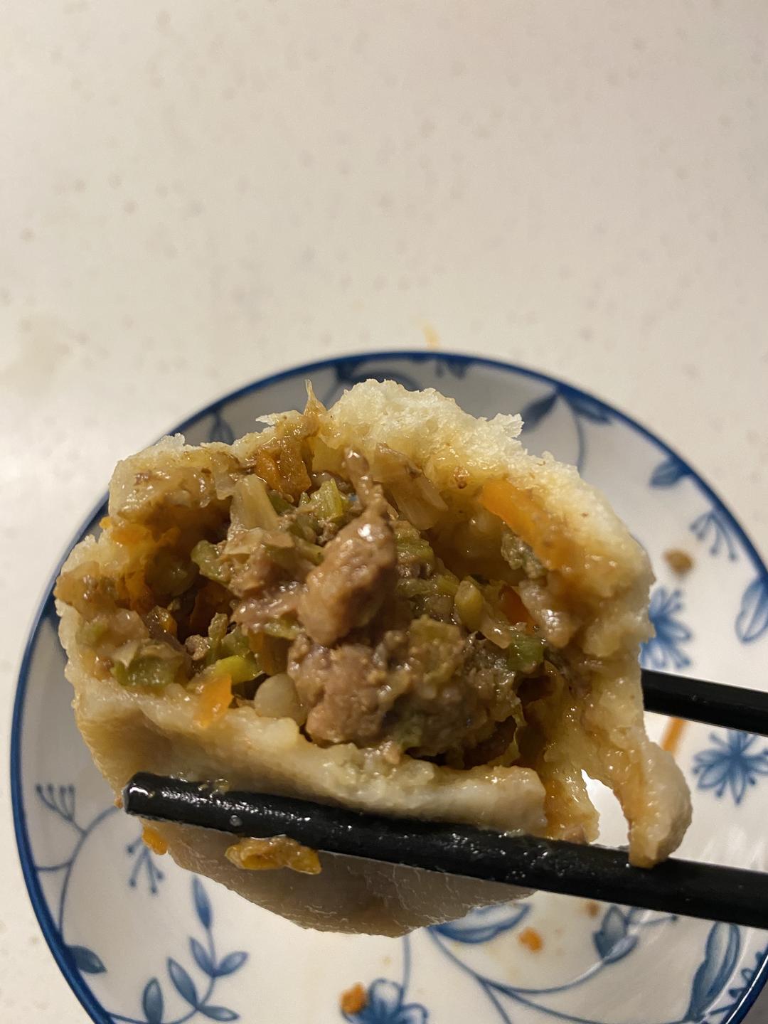 低脂牛肉胡萝卜包子的做法