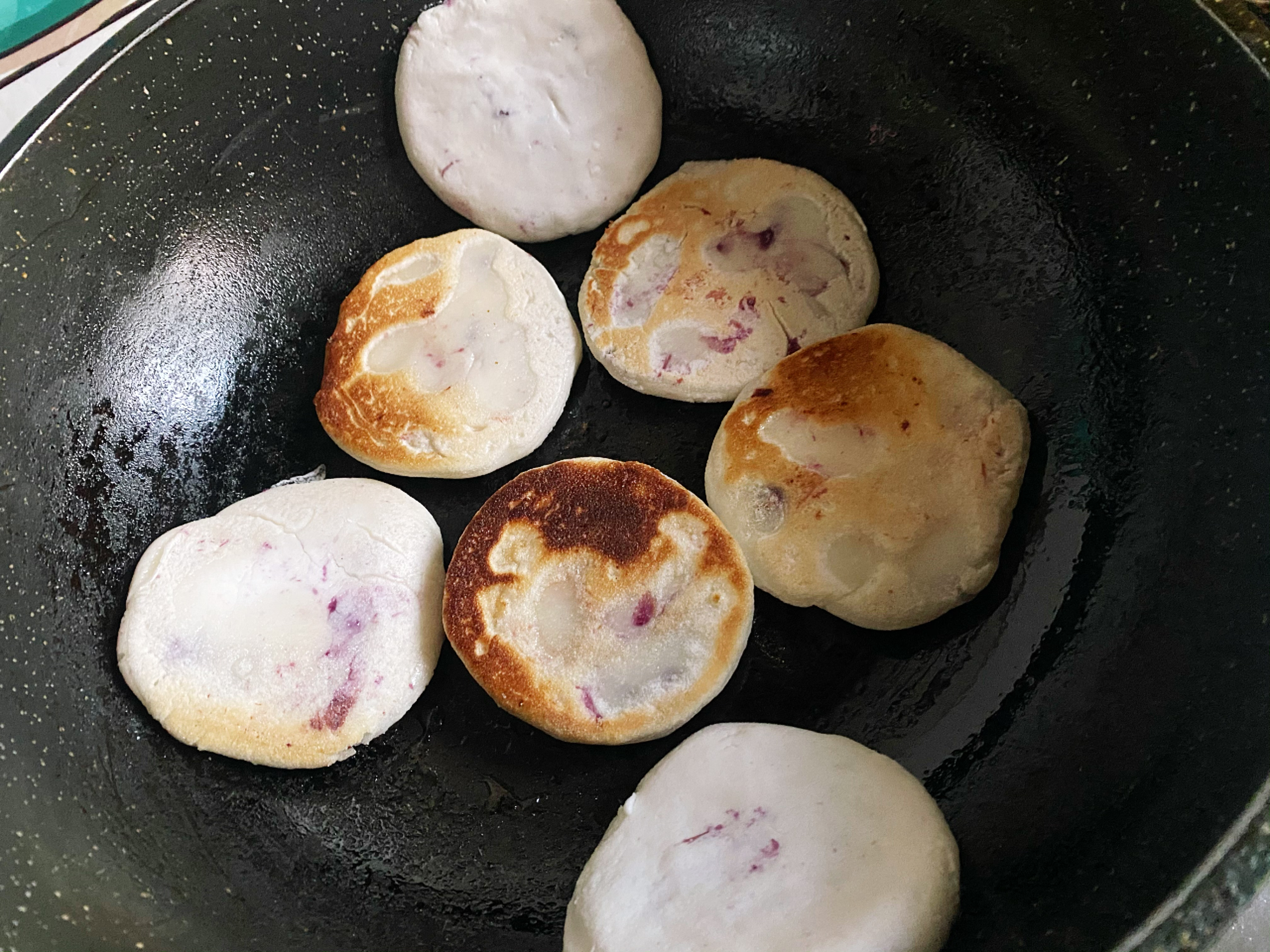 糯唧唧紫薯糯米饼|马克西姆巴斯克多功能锅
