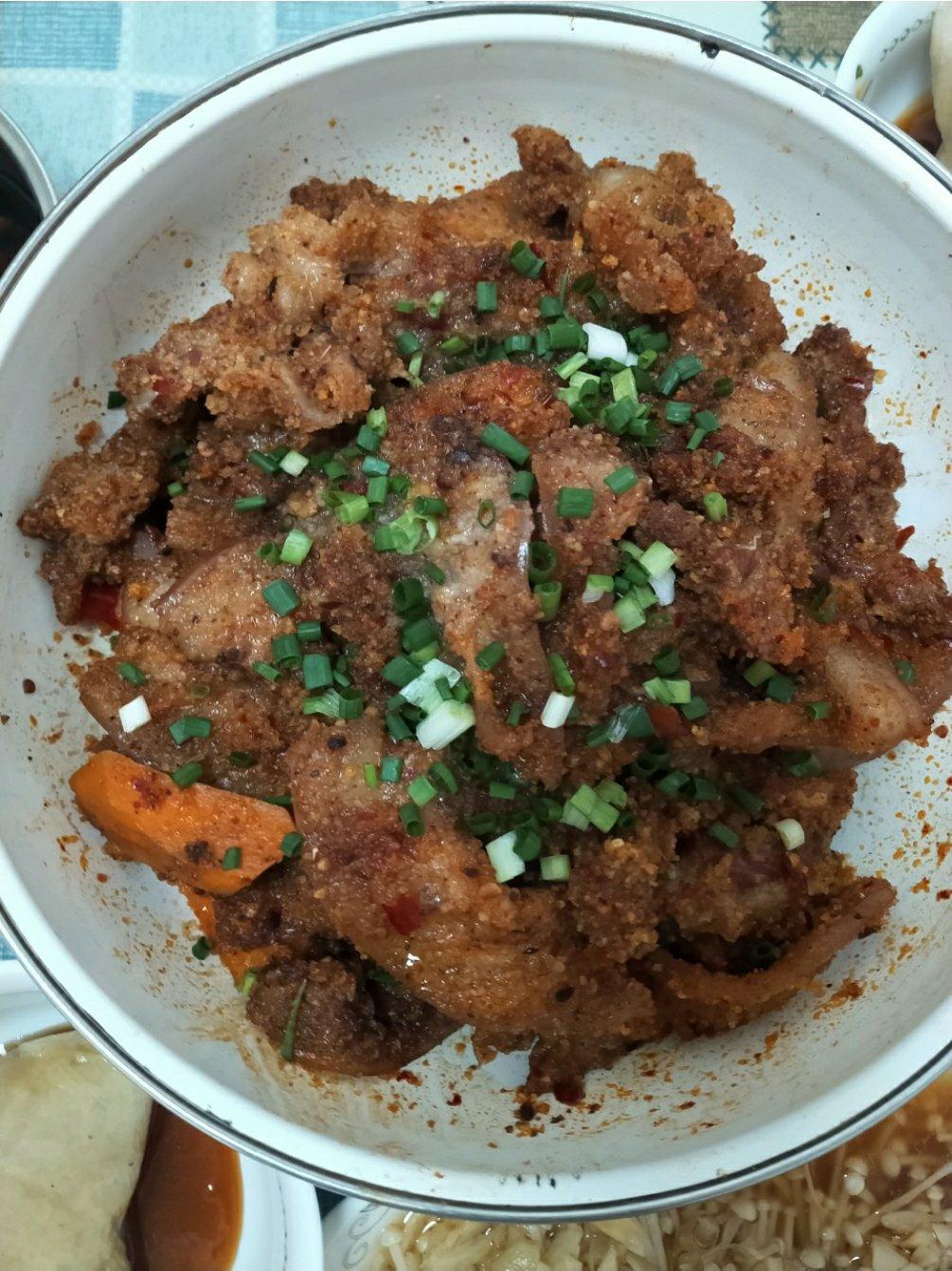 红苕粉蒸肉