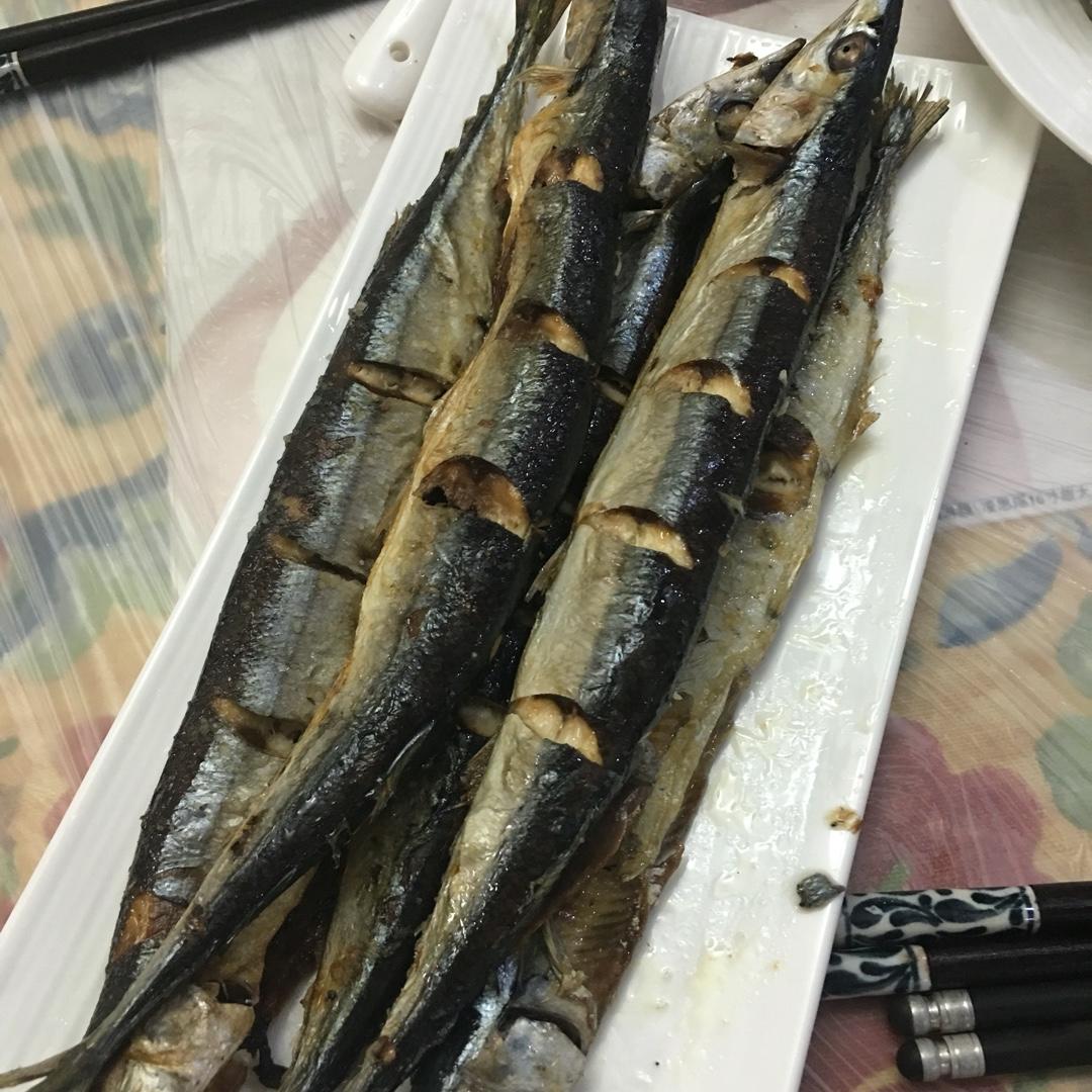 盐烤秋刀鱼