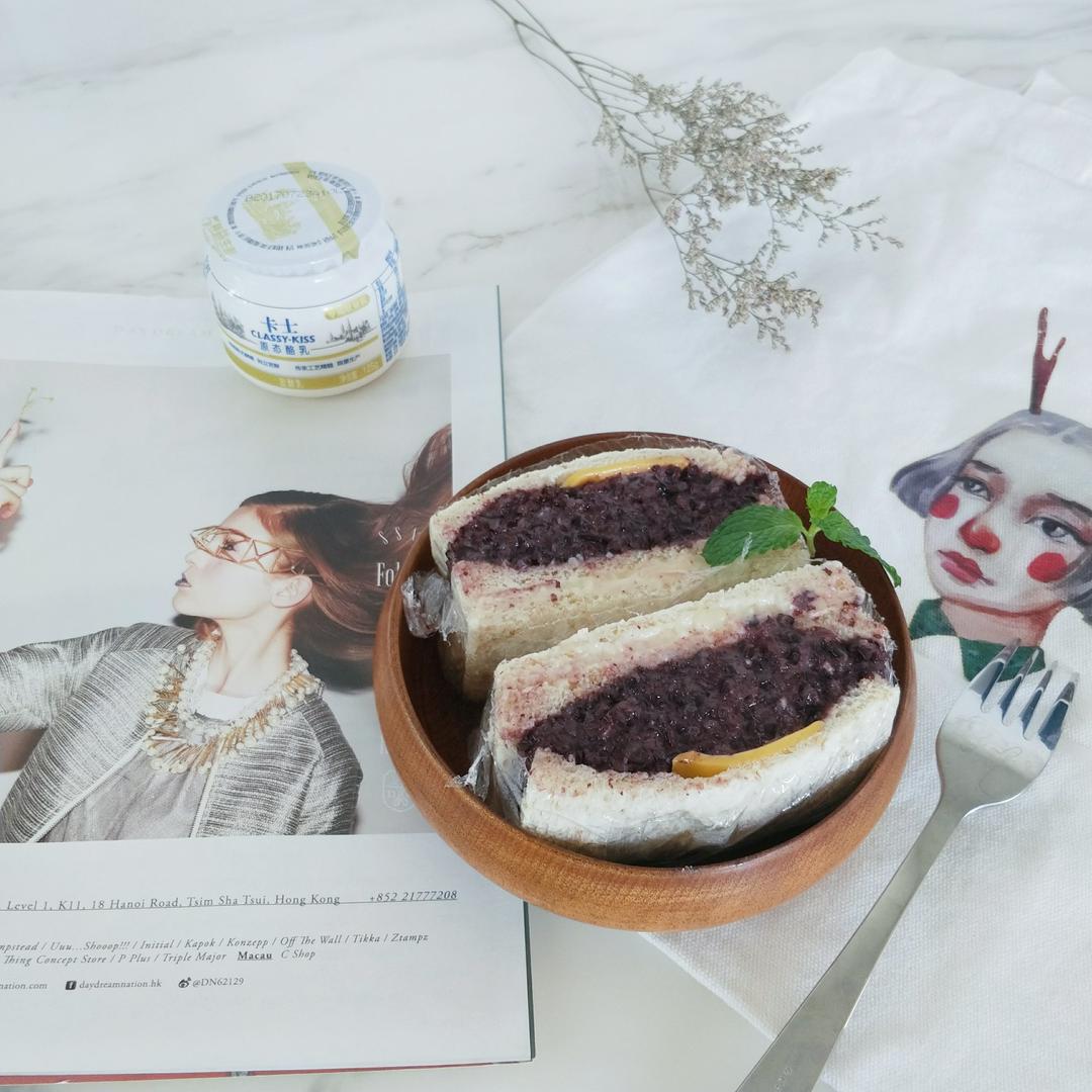 网红紫米奶酪包