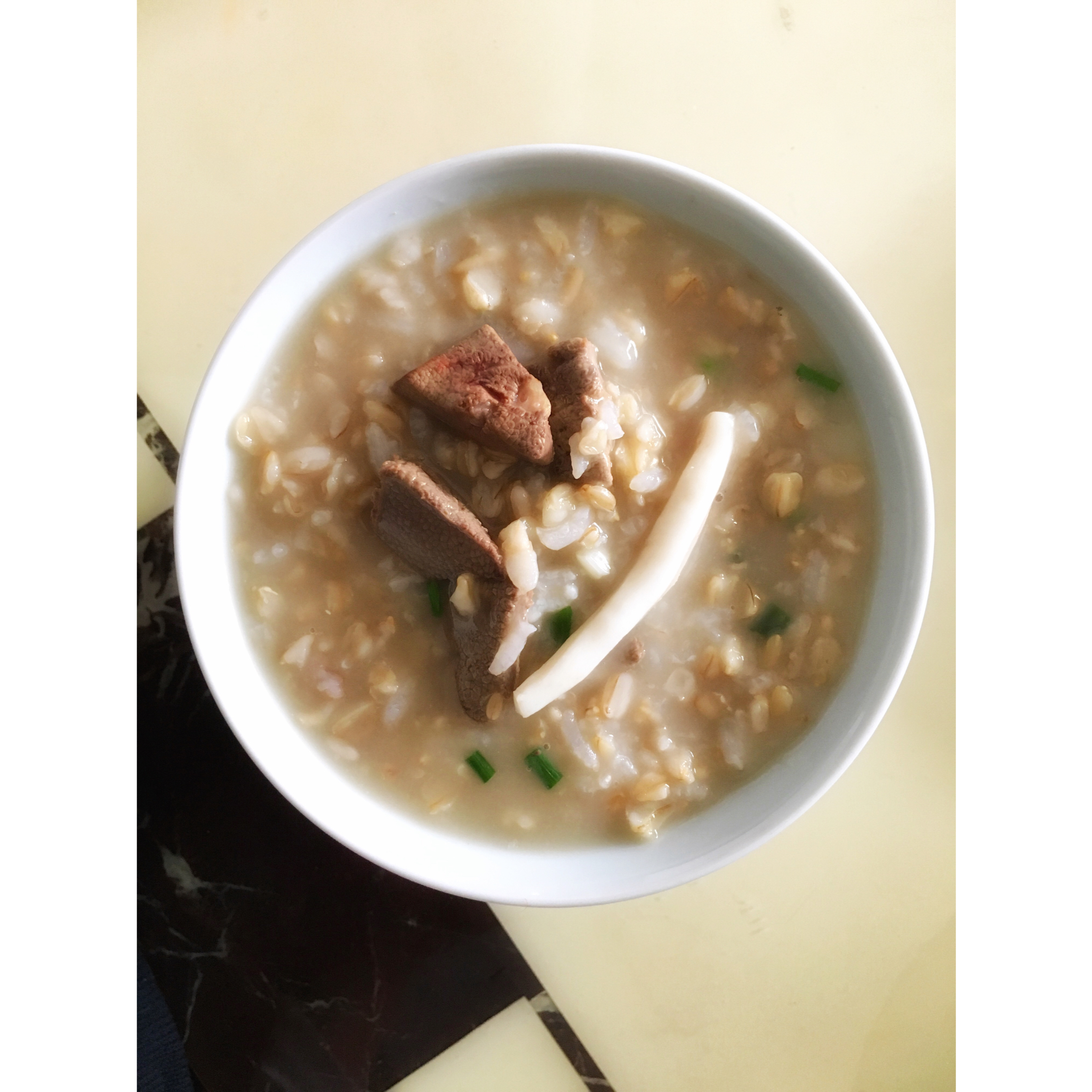 燕麦猪肝粥