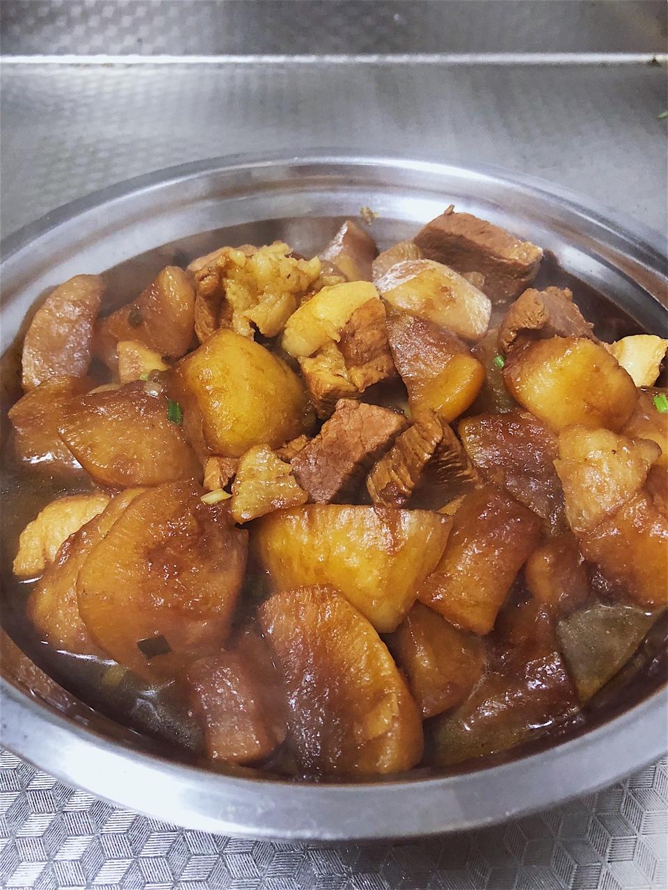 萝卜烧肉