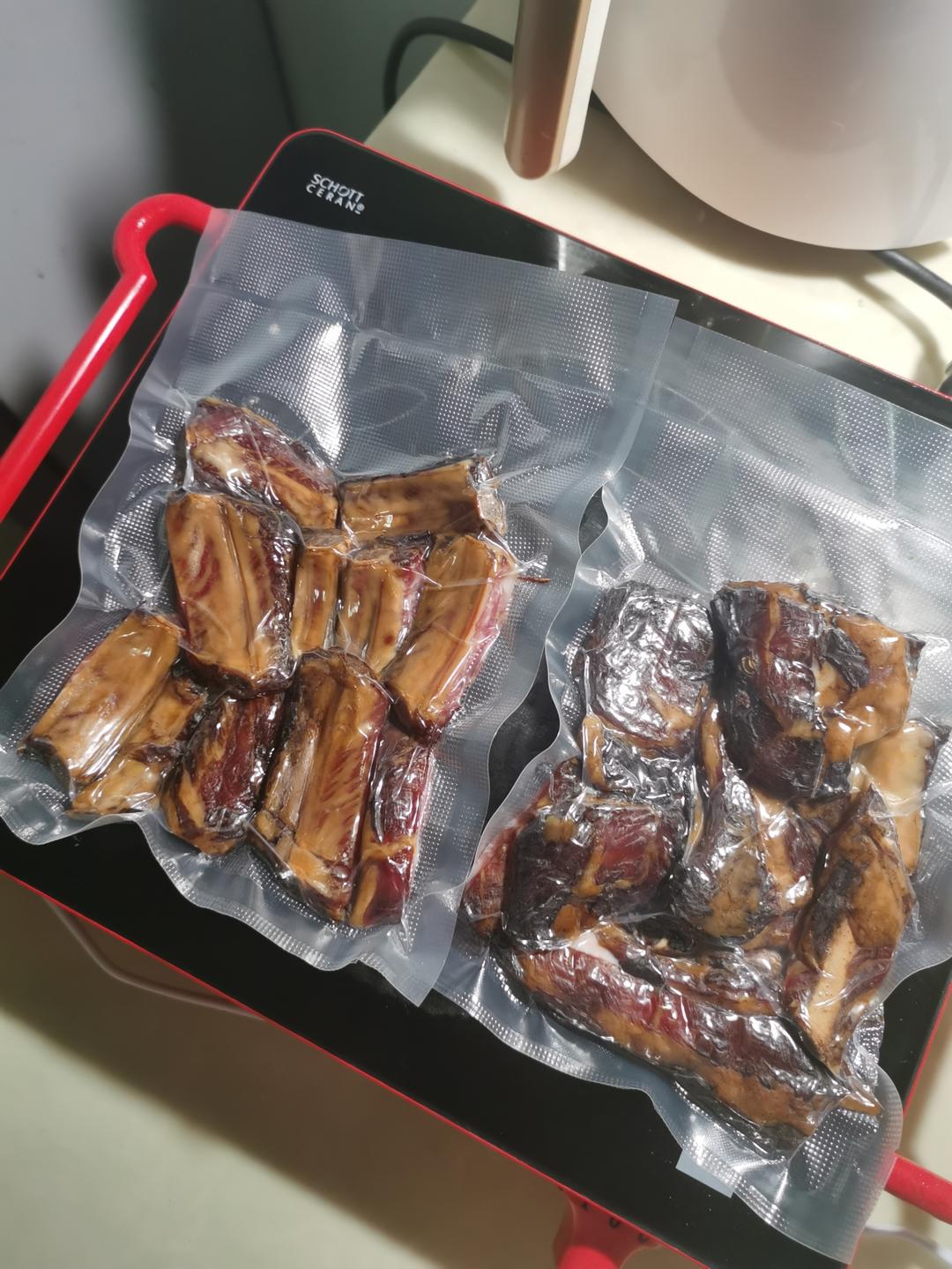 酱油肉、排骨、鸡翅