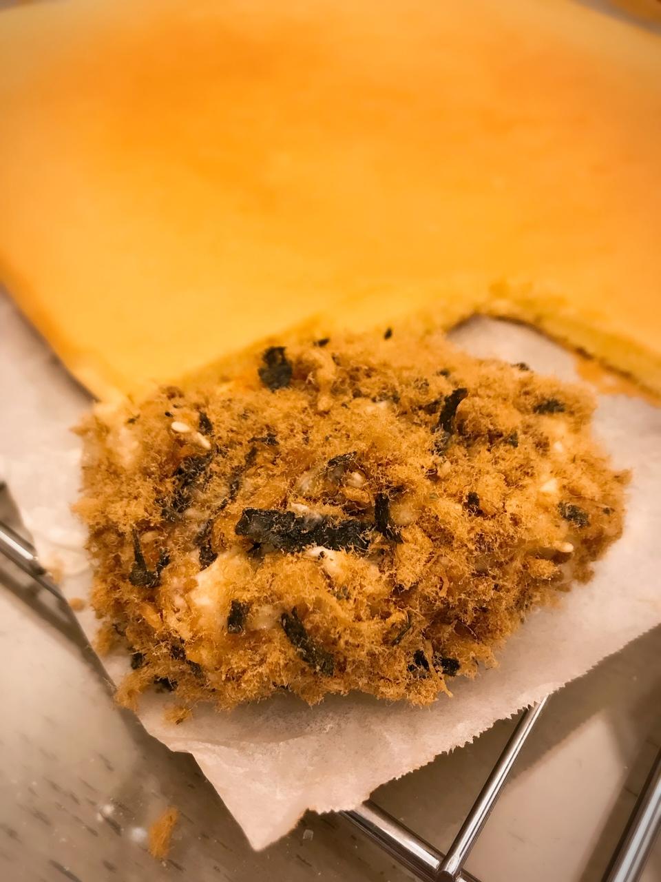 yoki小厨房做的肉松小贝蛋糕