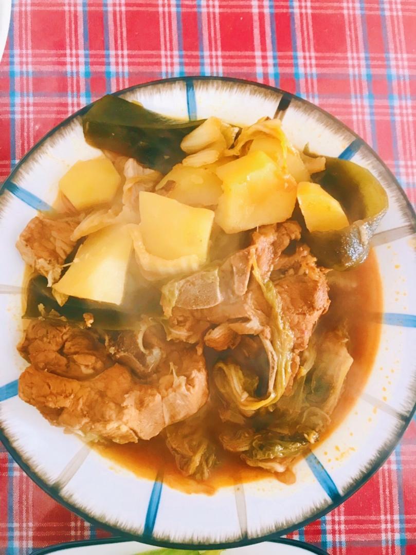 77韩式脊骨土豆汤
