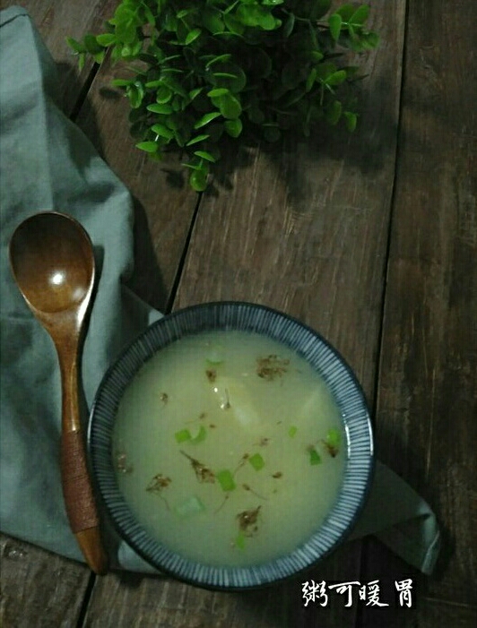 炝斋斋苗土豆小米稀饭。的做法
