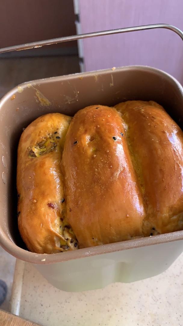 新手入门必做——面包机版葡萄干酸奶吐司