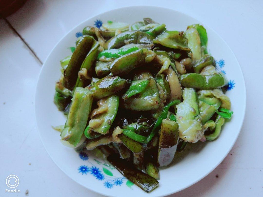 老丁的私房菜-油焖茄子