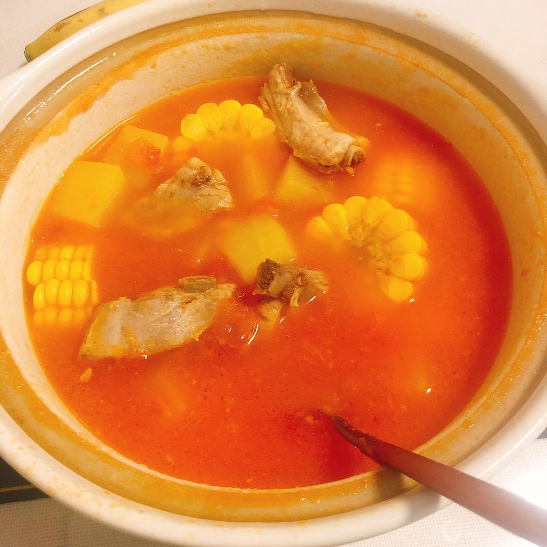 番茄土豆玉米排骨汤