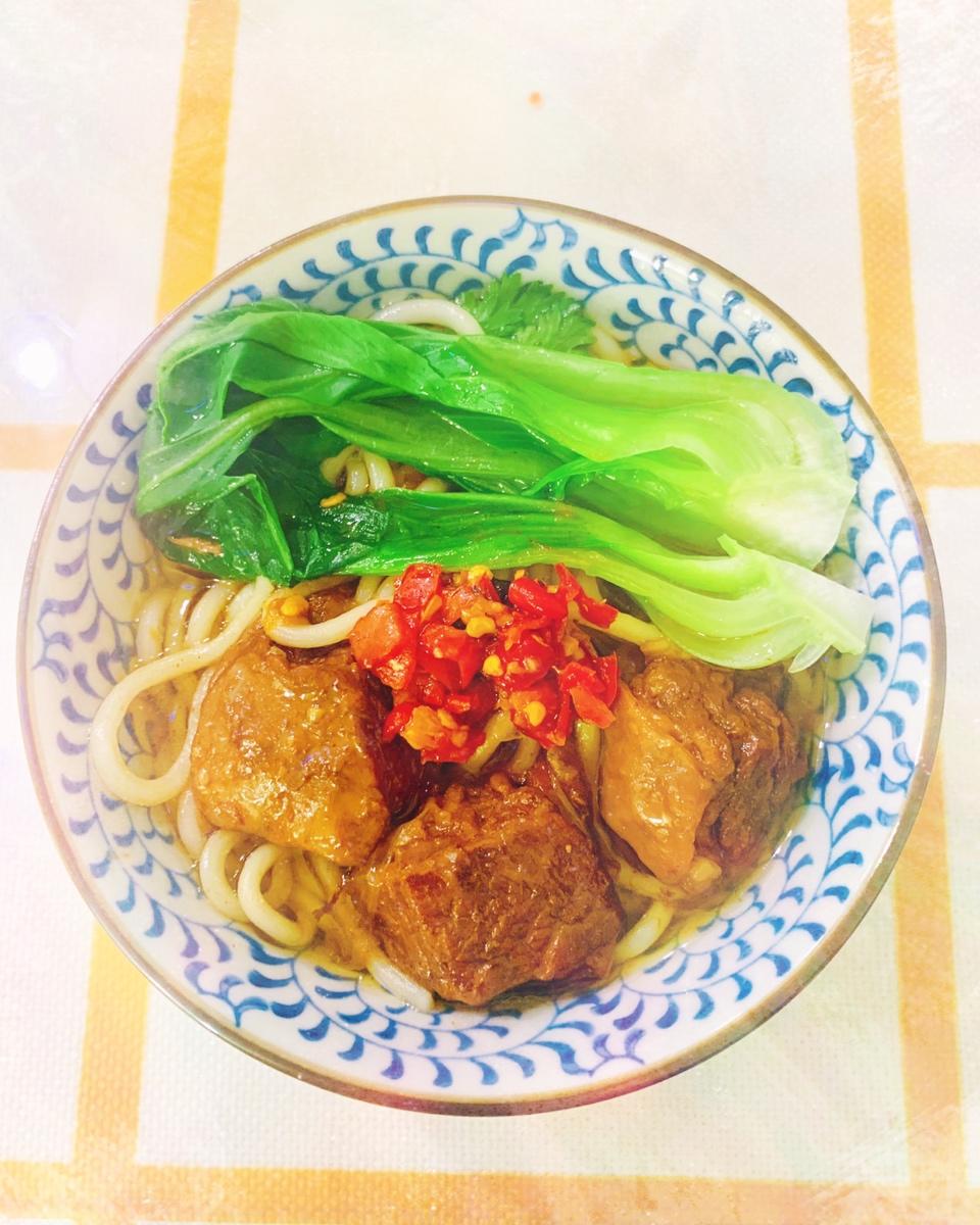 炖牛腩