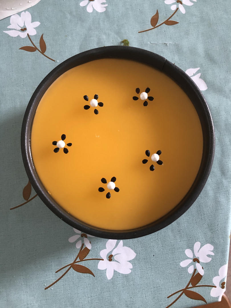 百香果彩虹拉花慕斯蛋糕