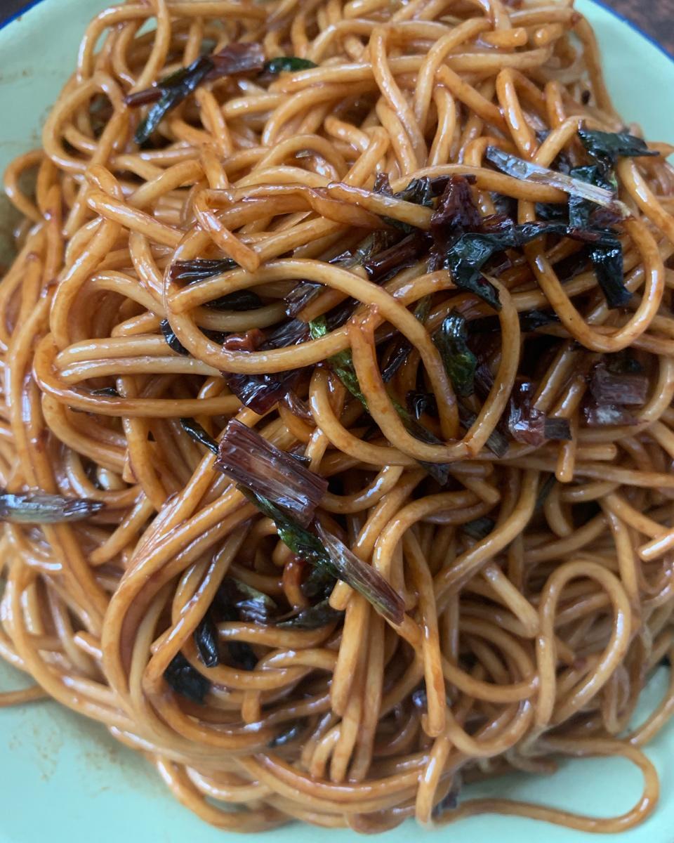 极香的葱油面