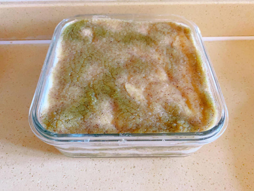 隔夜燕麦酸奶豆乳盒子