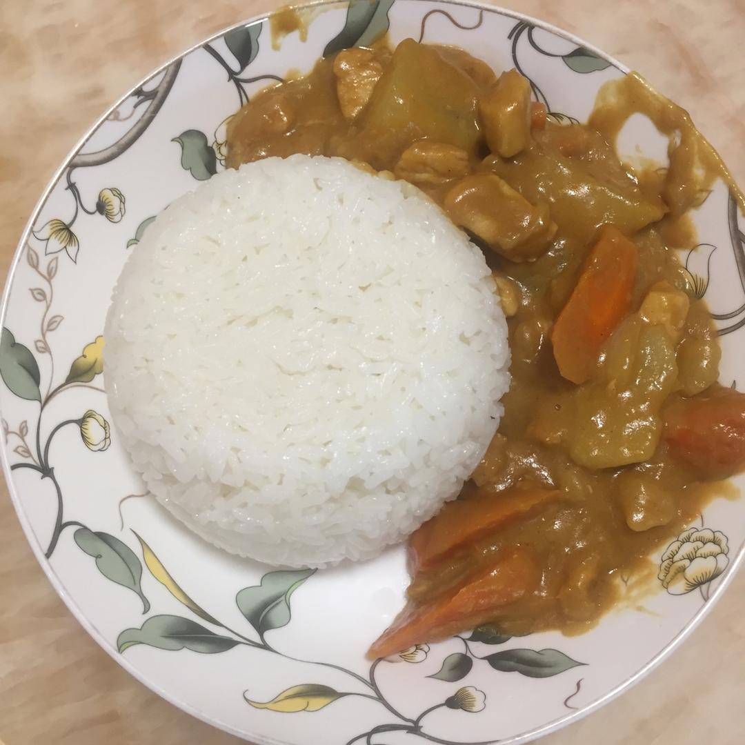 椰香咖喱鸡饭