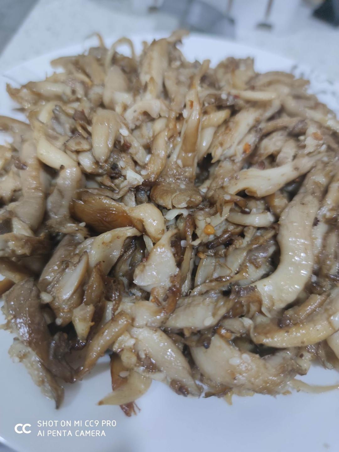 好吃的干煸孜然蘑菇