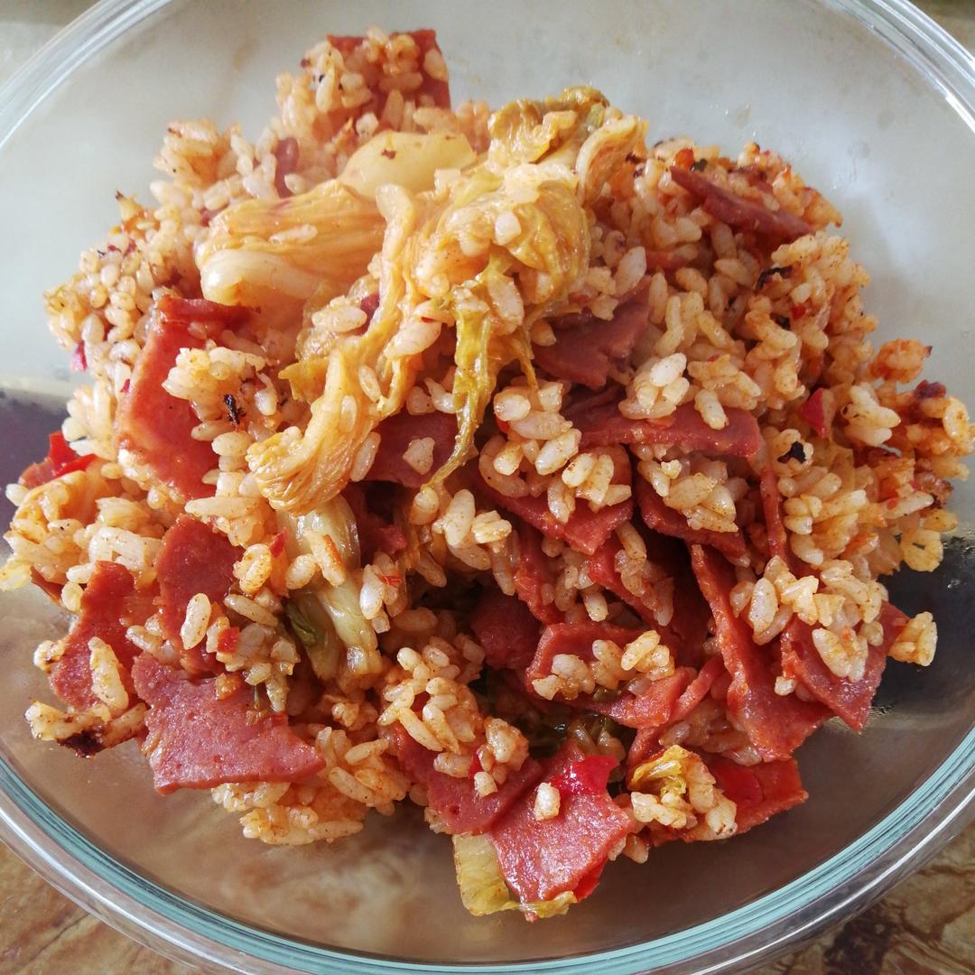 柒颗做的泡菜培根炒饭
