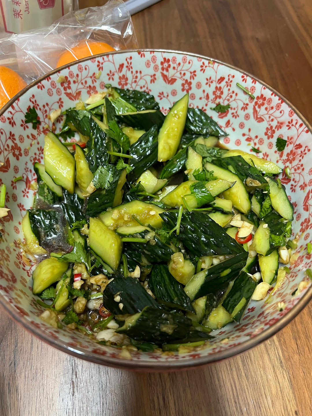 2分钟就能做好的《凉拌拍青瓜》