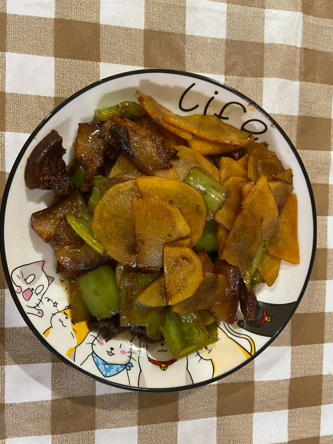 腊肉炒土豆片(都是我爱的)