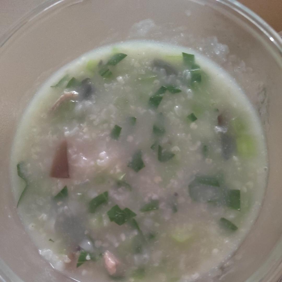 十五分钟快手之香滑皮蛋瘦肉粥(附五分钟电饭煲电压力锅更快捷方法)