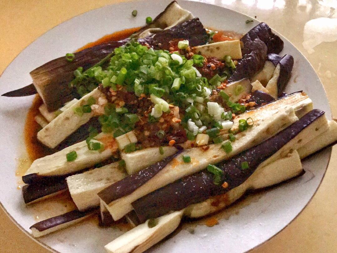 晓小冷做的凉拌蒸茄子