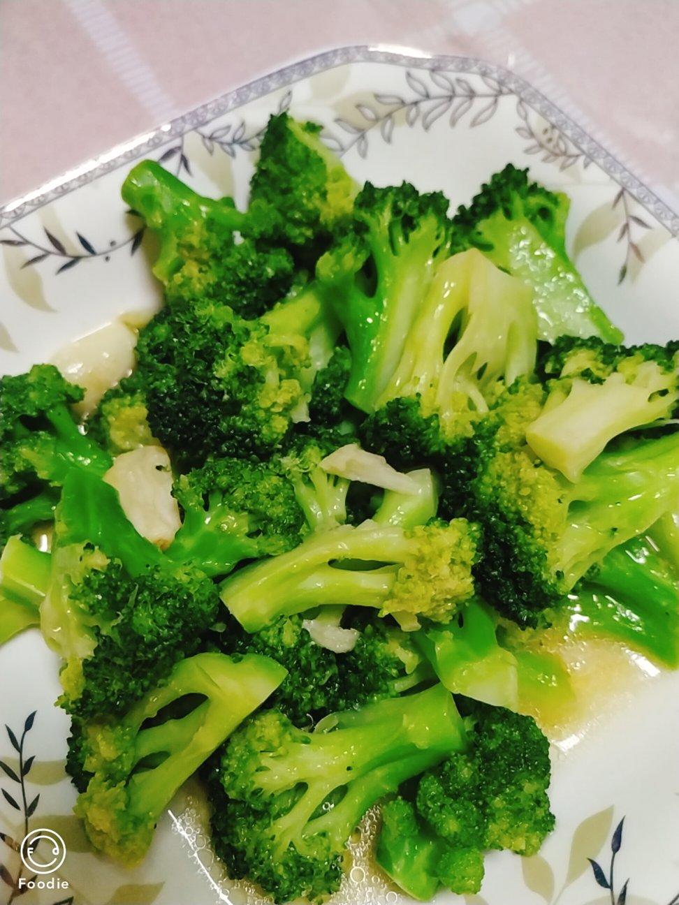 蚝油蒜蓉西兰花