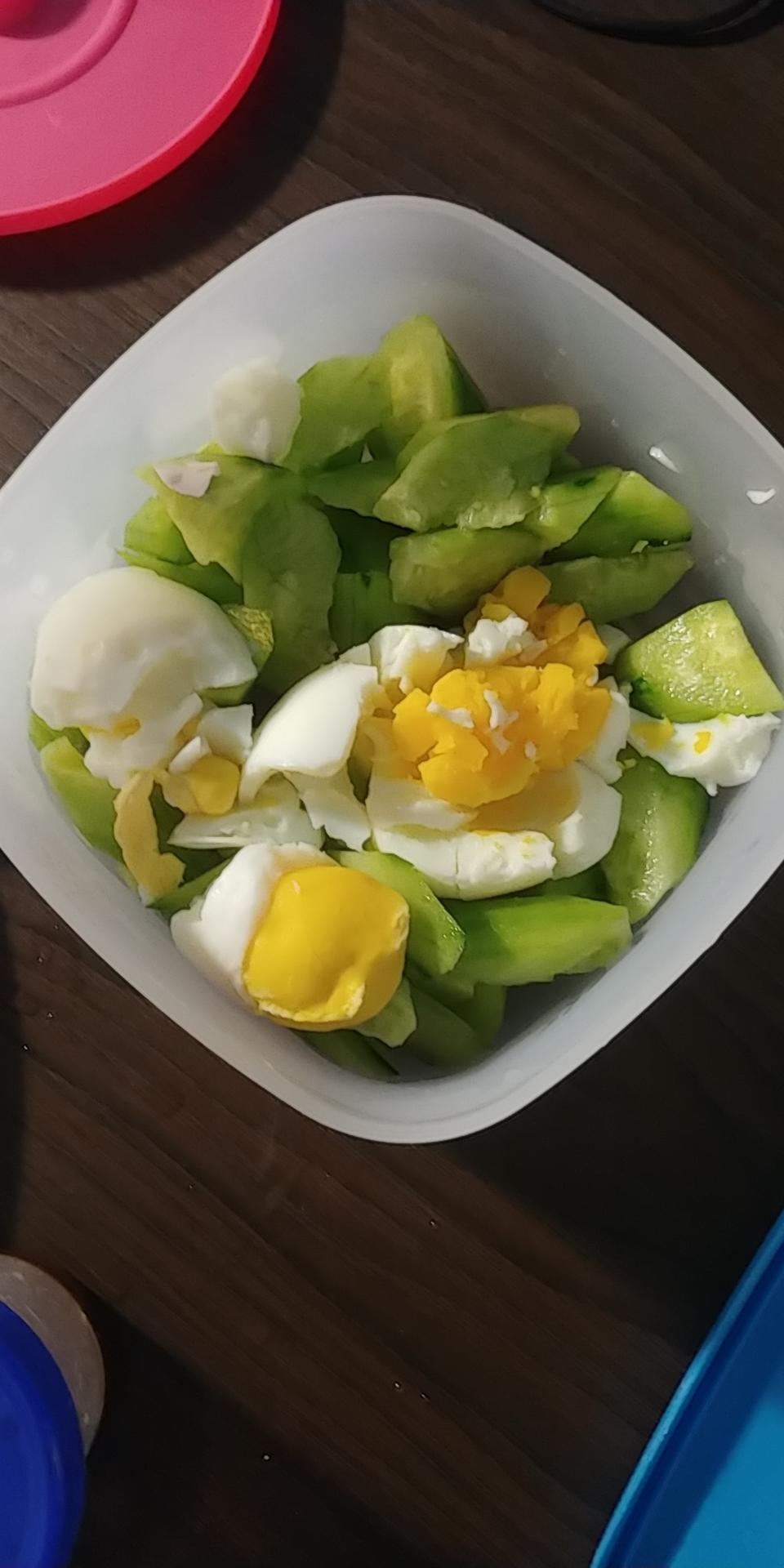 5分钟黄瓜鸡蛋沙拉的做法