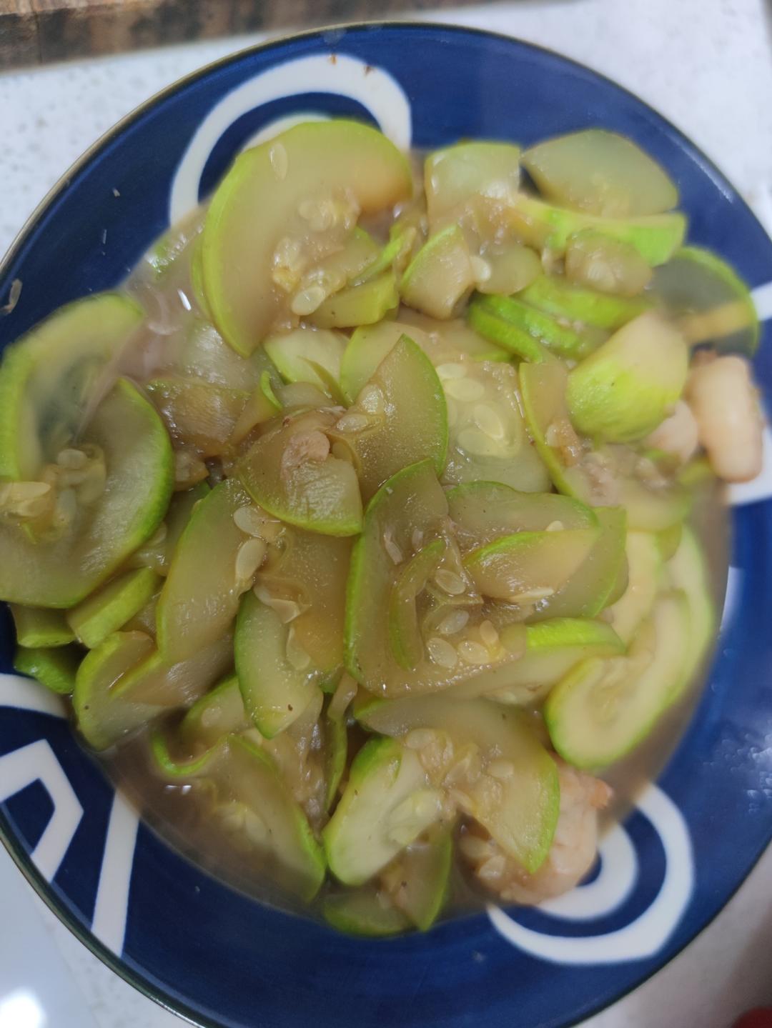 西葫芦炒虾仁
