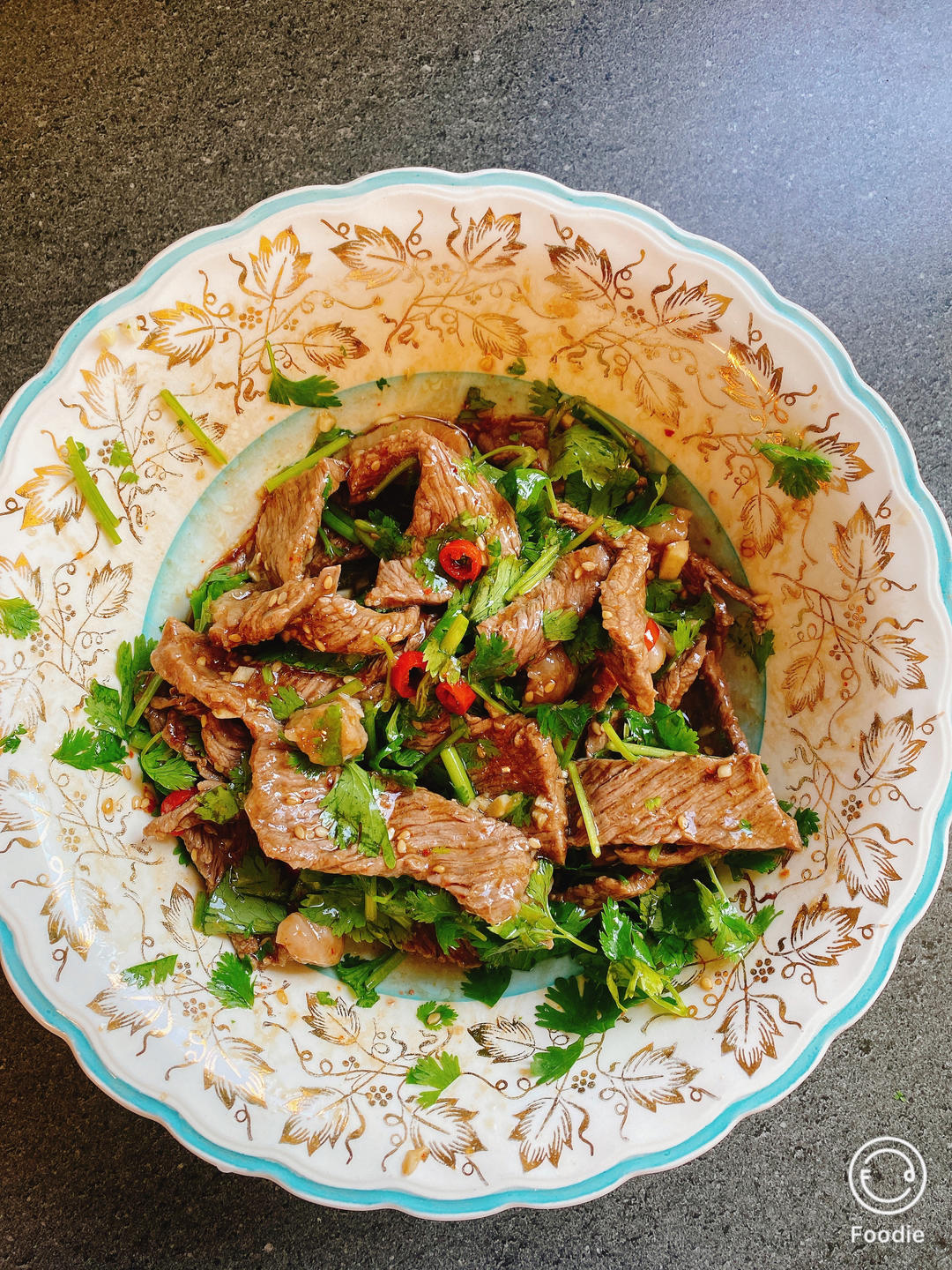 丈母娘吃了都夸的凉拌香菜牛肉