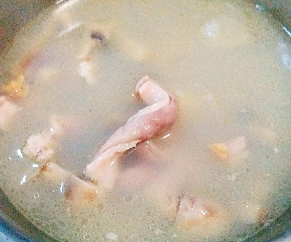 苦茭猪肚汤的做法