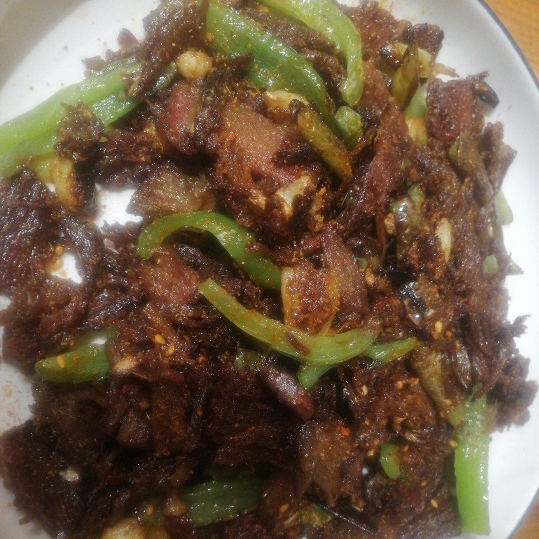 孜然牛肉炒青椒