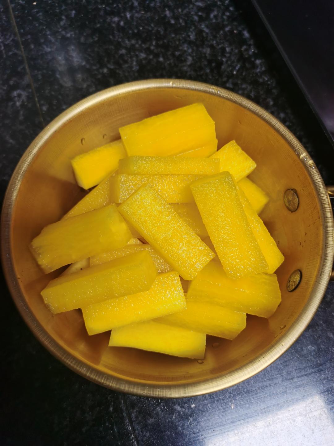 嘎嘣脆爽韩式泡菜黄萝卜