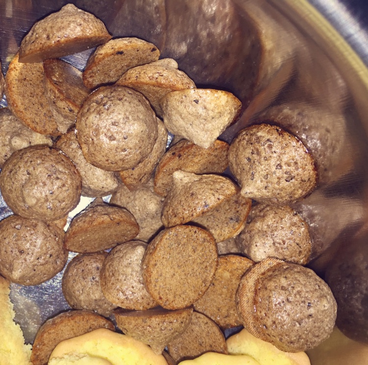 可可蛋白糖（消耗蛋清 草鸡简单好吃还不腻）