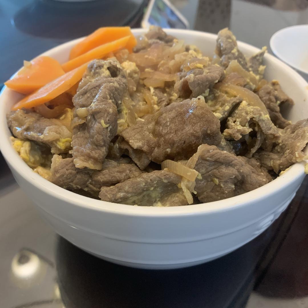 💕100%成功!!!🍱招牌肥牛饭专门店秘方·秒杀日本吉野家食其家！日式多汁牛肉饭 /嫩肥牛盖饭/牛肉饭/肥牛丼（超简单快速完美版）✨