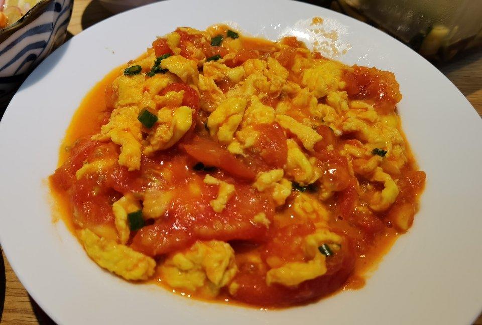 番茄炒鸡蛋（超浓的番茄味）