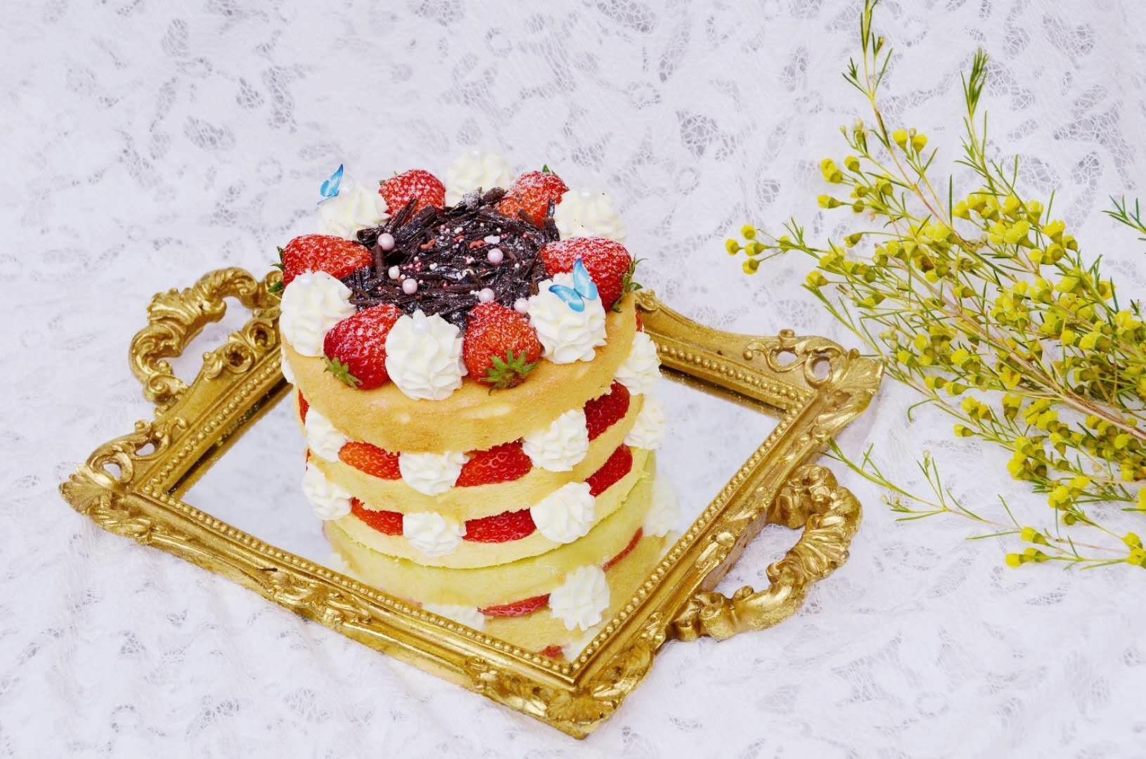 心动草莓~裸蛋糕的做法