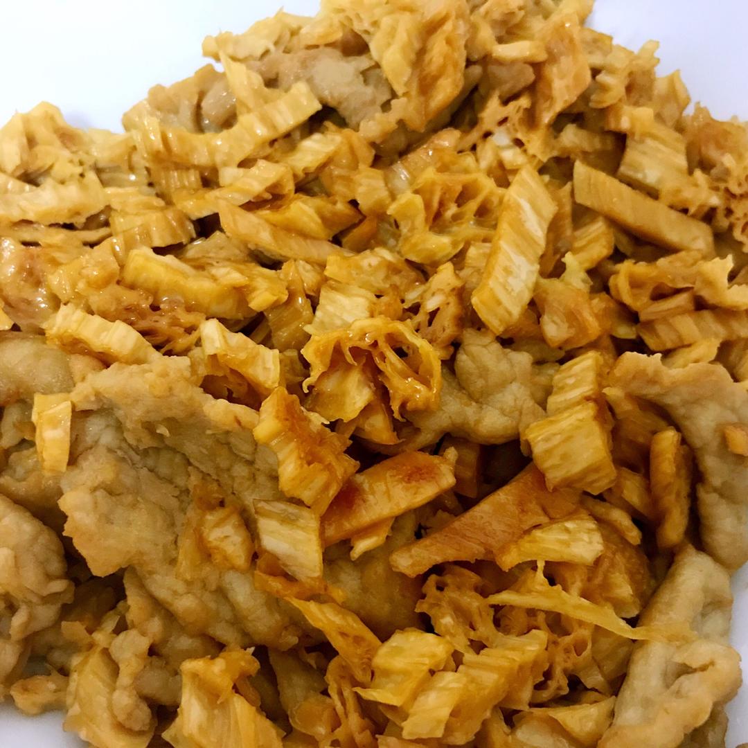 腐竹炒肉片
