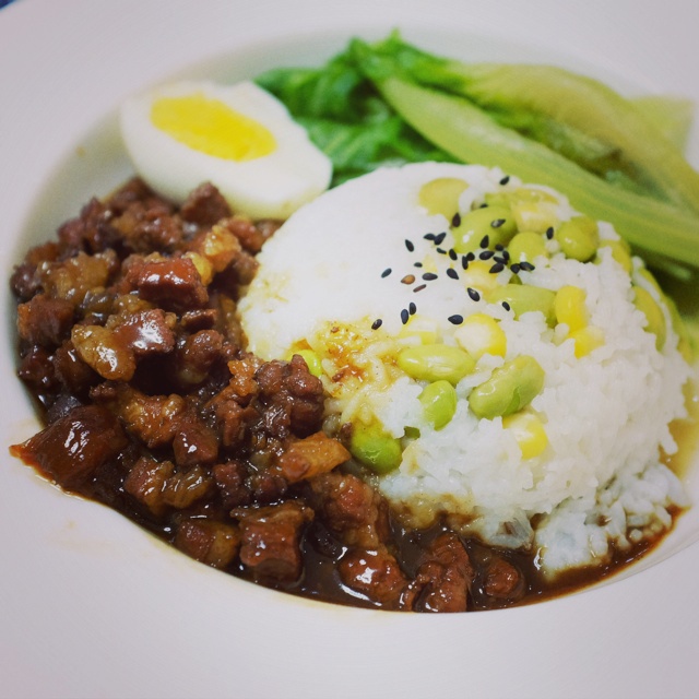 台式卤肉饭